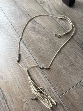 Evereve Cream Tassel Pendant Necklace with Gray Beads